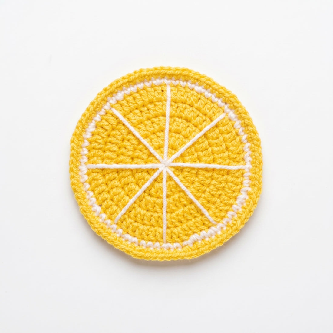 [BerryBow Canonical] BB-COS-FRU-YEL-02 | Hero | Lemon Slice Crochet Coaster – Handmade by Berry Bow