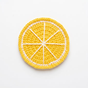[BerryBow Canonical] BB-COS-FRU-YEL-02 | Hero | Lemon Slice Crochet Coaster – Handmade by Berry Bow