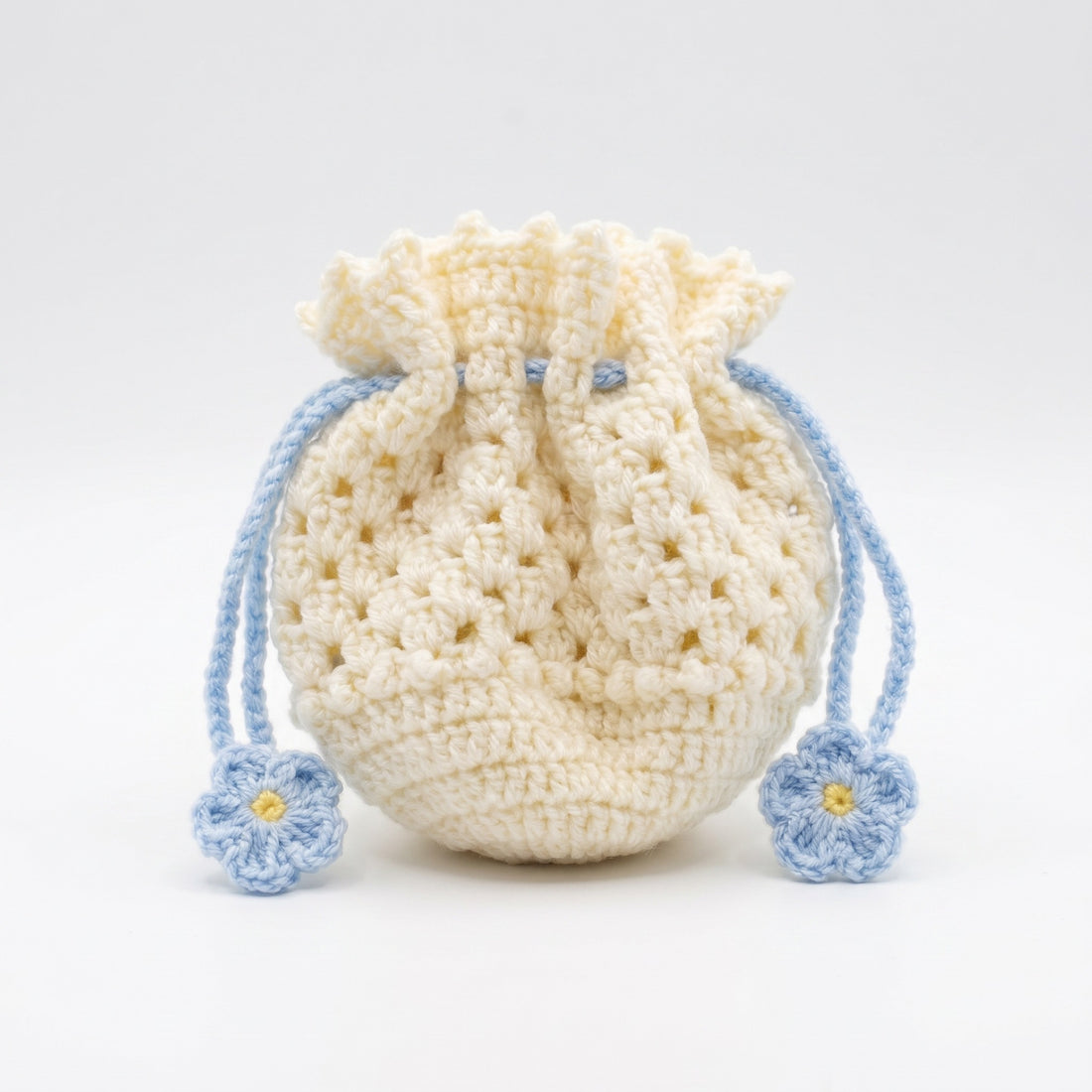 [BerryBow Canonical] BB-POU-OWH-BBL-06 | Hero | Baby Blue Blossom Crochet Pouch – Handmade by Berry Bow