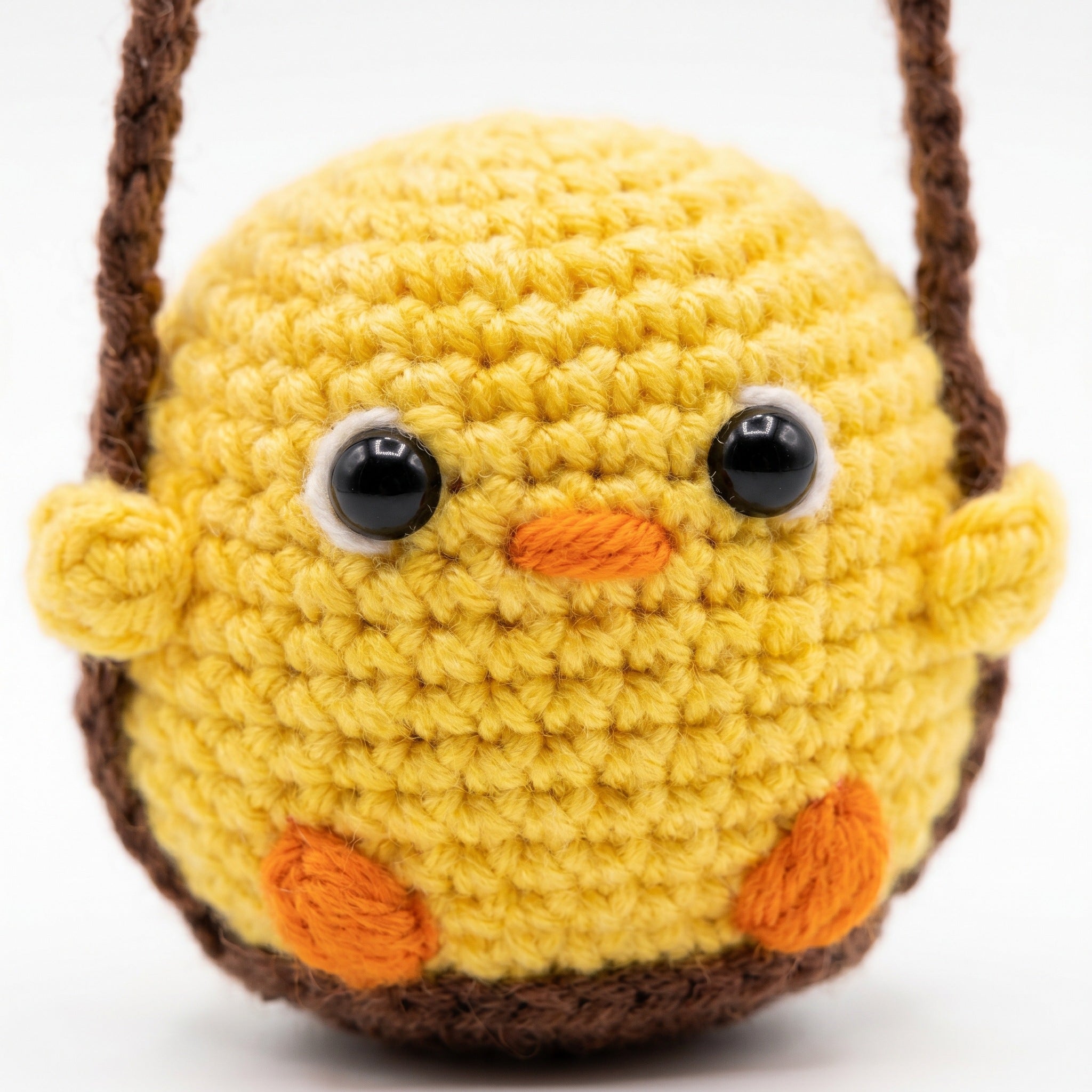 [BerryBow Canonical] BB-CHR-ANI-YEL-01 | Detail | Little Chick Crochet Car Charm – Handmade by Berry Bow