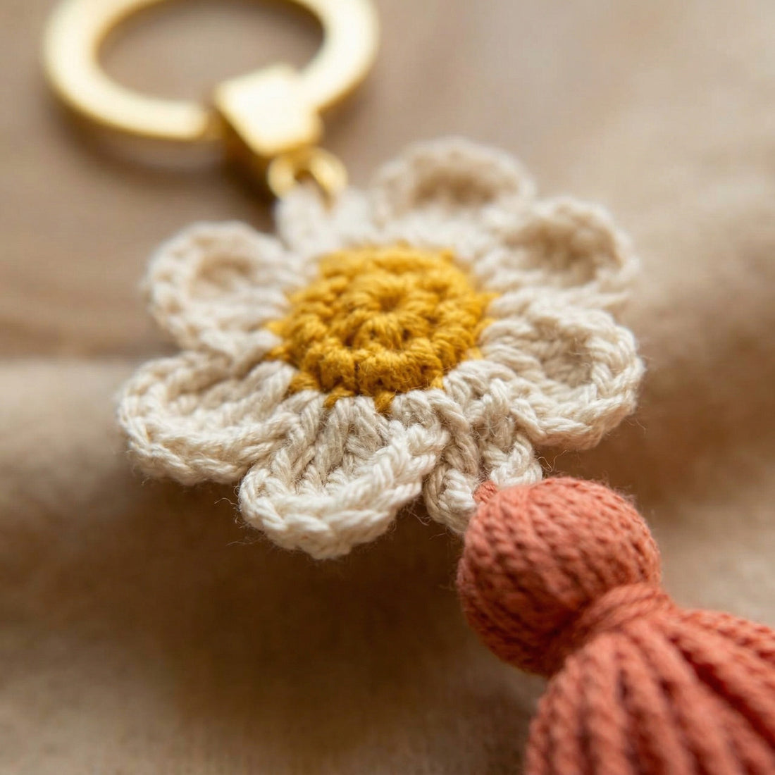 [BerryBow Canonical] BB-KC-FLR-COR-01 | Hero | Lady Flower Crochet Keychain – Handmade by Berry Bow