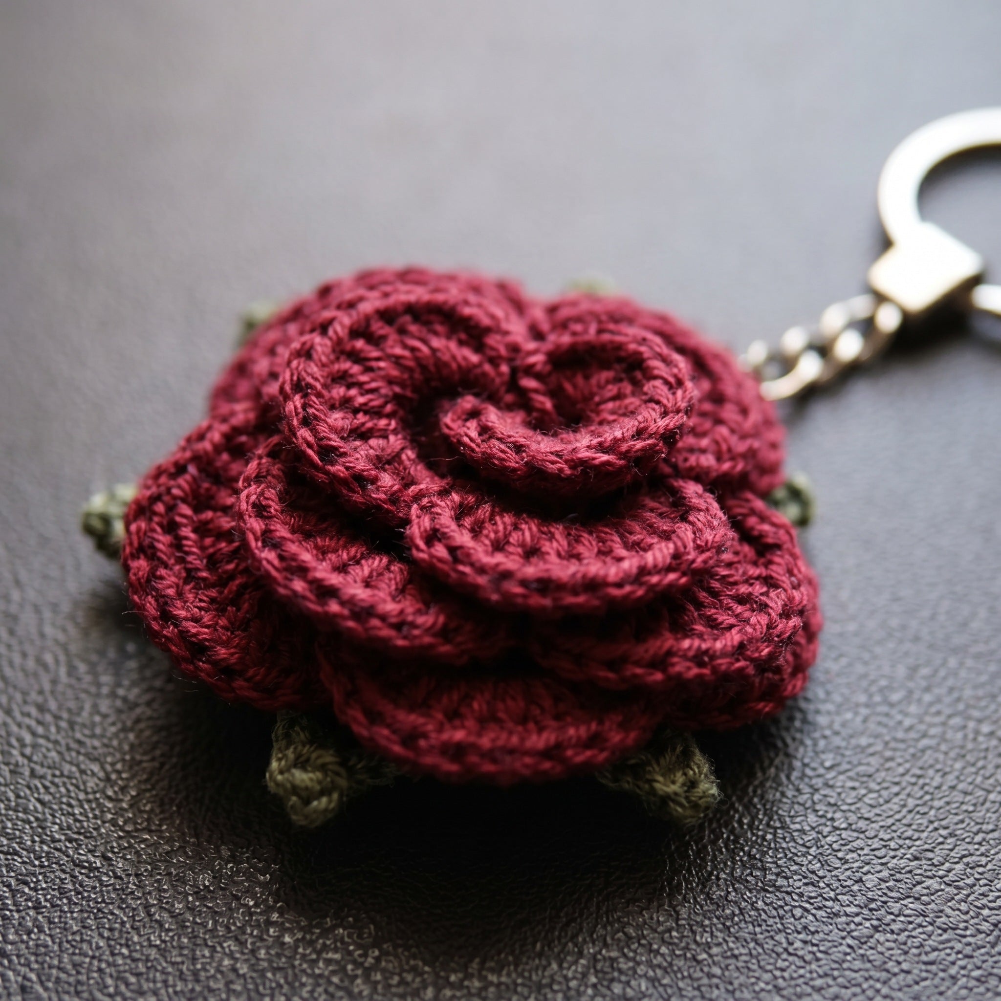 [BerryBow Canonical] BB-KC-ROS-BUR-02 | Detail | Burgundy Little Rose Crochet Keychain – Handmade by Berry Bow
