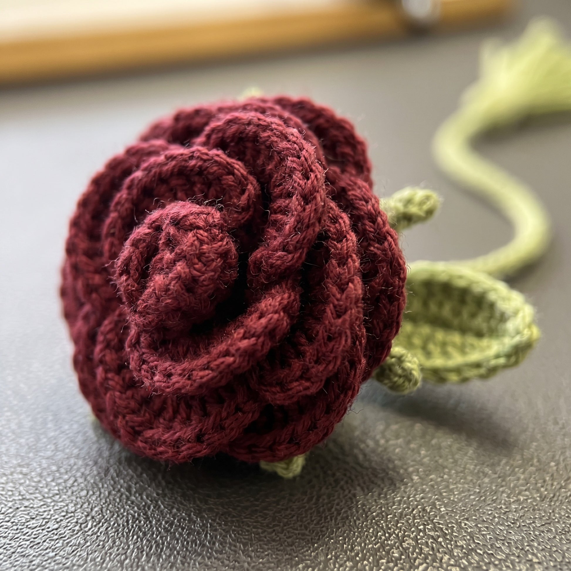[BerryBow Canonical] BB-BM-ROS-BUR-01 | Detail | Burgundy Rose Crochet Bookmark – Handmade by Berry Bow